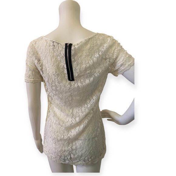 Ivory Lace Top - Picture 2 of 6